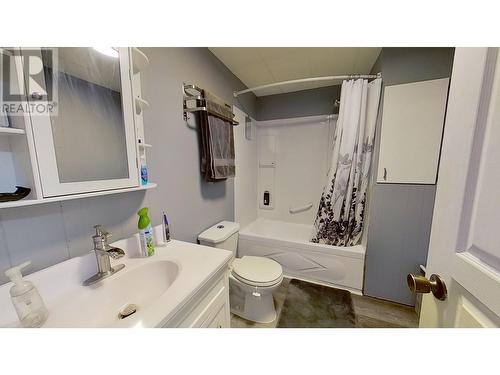 12 8420 Alaska Road, Fort St. John, BC - Indoor Photo Showing Bathroom