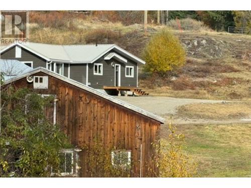 3685 Foster Road, Creston, BC - Outdoor