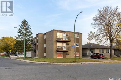 2235 8Th Avenue N, Regina, SK - Outdoor With Balcony With Facade