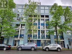 207 338 W 8TH AVENUE  Vancouver, BC V5Y 3X2