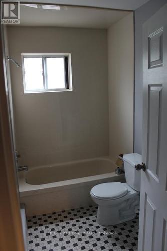 2 - 1033 Ravine Road, Oshawa (Lakeview), ON - Indoor Photo Showing Bathroom