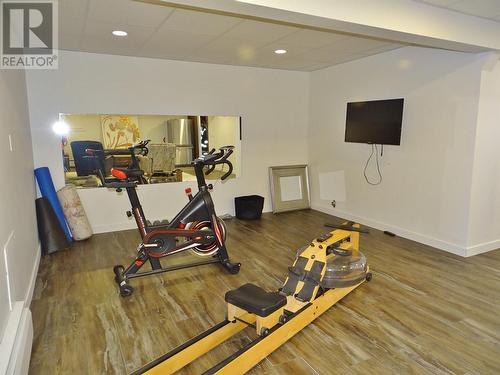 1613 Leroi Avenue, Rossland, BC - Indoor Photo Showing Gym Room