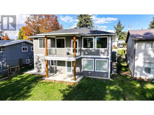 3300 16 Avenue Ne, Salmon Arm, BC - Outdoor