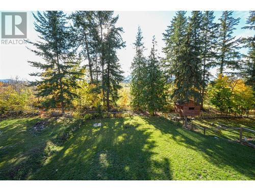 3300 16 Avenue Ne, Salmon Arm, BC - Outdoor