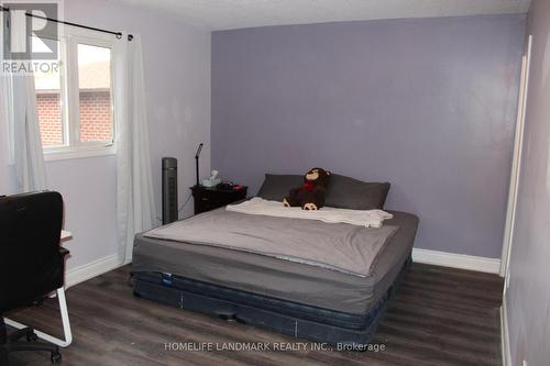 27 Pugsley Avenue, Richmond Hill, ON - Indoor Photo Showing Bedroom