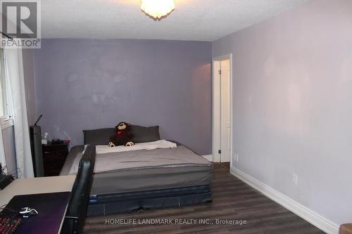 27 Pugsley Avenue, Richmond Hill, ON - Indoor Photo Showing Bedroom