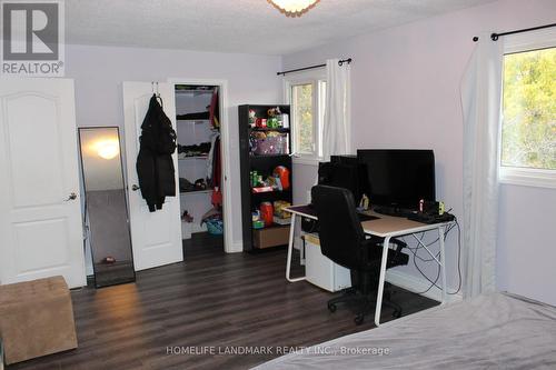 27 Pugsley Avenue, Richmond Hill, ON - Indoor Photo Showing Office