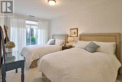 105 - 90 Orchard Point, Orillia, ON - Indoor Photo Showing Bedroom