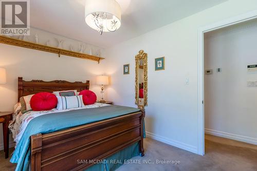 2196 Mississauga Road, Mississauga, ON - Indoor Photo Showing Bedroom