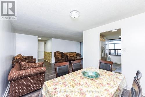 2005 - 18 Knightbridge Road, Brampton, ON - Indoor Photo Showing Dining Room