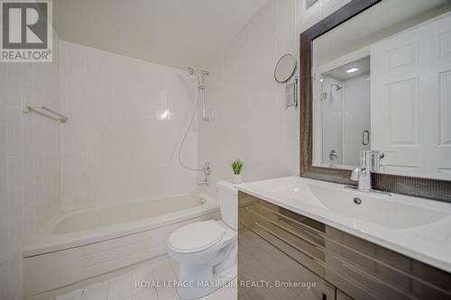 908 - 2901 Kipling Avenue, Toronto, ON - Indoor Photo Showing Bathroom