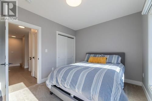 201 Wylie Street Unit# 104, Penticton, BC - Indoor Photo Showing Bedroom