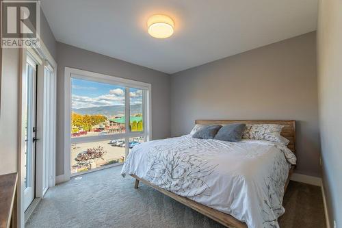 201 Wylie Street Unit# 104, Penticton, BC - Indoor Photo Showing Bedroom