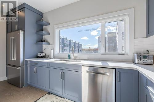 201 Wylie Street Unit# 104, Penticton, BC - Indoor Photo Showing Kitchen