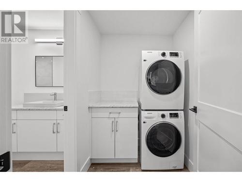 987 Loseth Drive Lot# 3, Kelowna, BC - Indoor Photo Showing Laundry Room