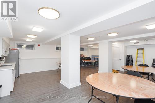 105 - 25 King Street, Kawartha Lakes (Lindsay), ON - Indoor Photo Showing Kitchen