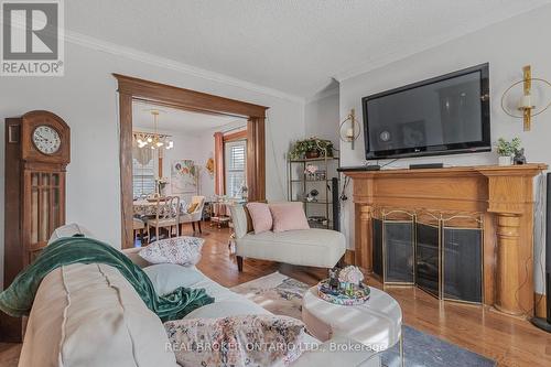 2087 Governors Road, Hamilton, ON - Indoor Photo Showing Living Room With Fireplace