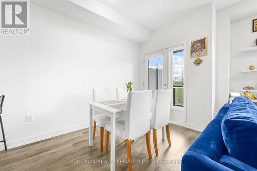 10 - 350 River Road, Cambridge, ON - Indoor Photo Showing Dining Room