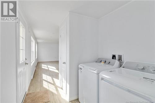 171 Moore Street, Fredericton, NB - Indoor Photo Showing Laundry Room