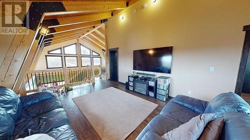 12508 260 Road, Fort St. John, BC - Indoor Photo Showing Living Room