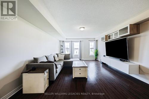 19 Sudeley Lane, Brampton, ON - Indoor Photo Showing Living Room