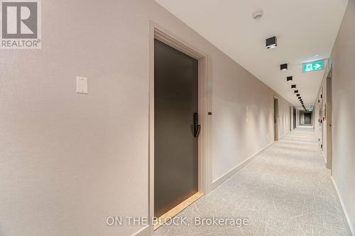 208 - 345 Wheat Boom Drive, Oakville, ON -  Photo Showing Other Room