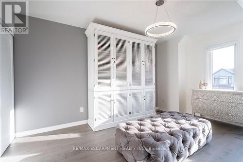 128 Fairey Crescent, Hamilton, ON - Indoor Photo Showing Bedroom