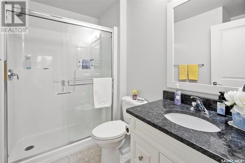 215 1015 Moss Avenue, Saskatoon, SK - Indoor Photo Showing Bathroom