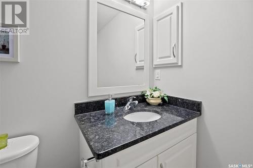 215 1015 Moss Avenue, Saskatoon, SK - Indoor Photo Showing Bathroom