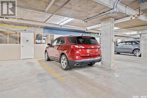 215 1015 Moss Avenue, Saskatoon, SK - Indoor Photo Showing Garage