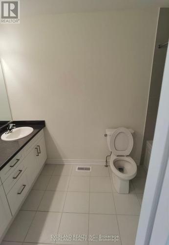 3305 Thundbird Promenade, Pickering, ON - Indoor Photo Showing Bathroom