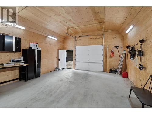 5033 Lauder Road, Merritt, BC - Indoor Photo Showing Garage