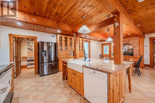 8464 6Th Line, Essa, ON - Indoor Photo Showing Kitchen With Double Sink