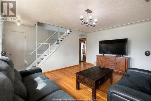 3620 Dandurand, Windsor, ON - Indoor Photo Showing Living Room