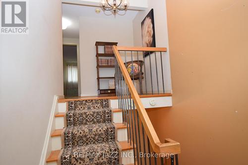 39 Kidron Valley Drive, Toronto (Mount Olive-Silverstone-Jamestown), ON - Indoor Photo Showing Other Room