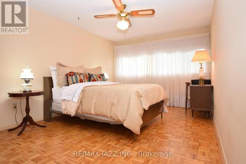 39 Kidron Valley Drive, Toronto (Mount Olive-Silverstone-Jamestown), ON - Indoor Photo Showing Bedroom