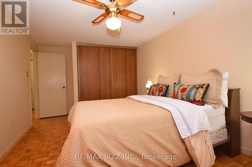 39 Kidron Valley Drive, Toronto (Mount Olive-Silverstone-Jamestown), ON - Indoor Photo Showing Bedroom