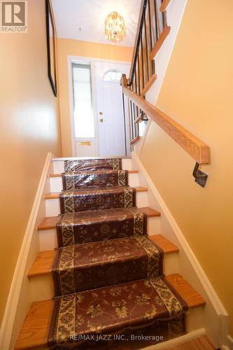 39 Kidron Valley Drive, Toronto (Mount Olive-Silverstone-Jamestown), ON - Indoor Photo Showing Other Room