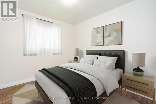 2900 Lakeshore Road E, Oro-Medonte, ON - Indoor Photo Showing Bedroom