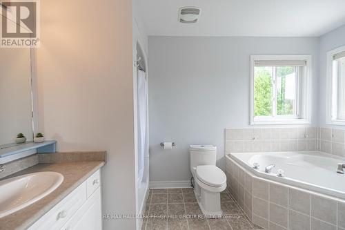 51 Catherine Drive, Barrie, ON - Indoor Photo Showing Bathroom