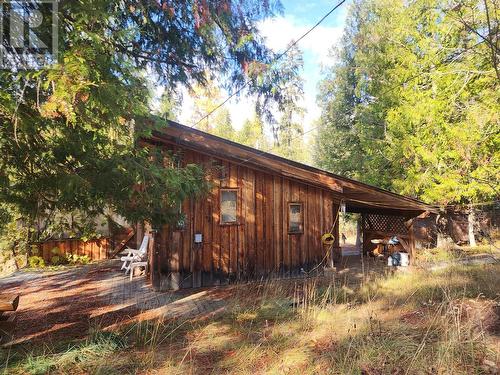 1505 Inonoaklin Valley Road, Edgewood, BC - Outdoor