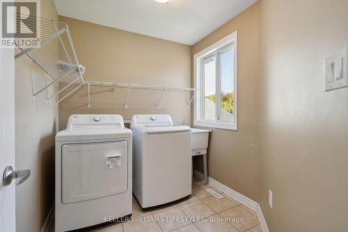 832 Oakcrossing Road, London, ON - Indoor Photo Showing Laundry Room