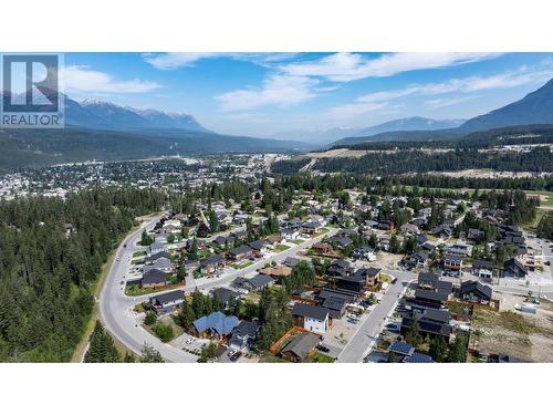 1538 Cedar Street, Golden, BC - Outdoor With View