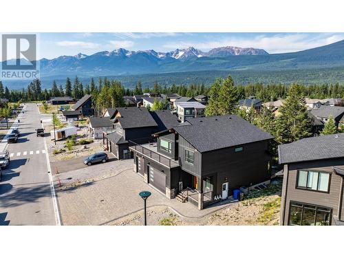 1538 Cedar Street, Golden, BC - Outdoor With View