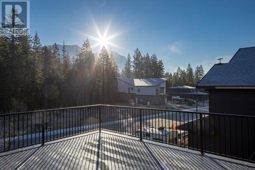 1538 Cedar Street, Golden, BC - Outdoor With Exterior