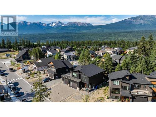 1538 Cedar Street, Golden, BC - Outdoor With View