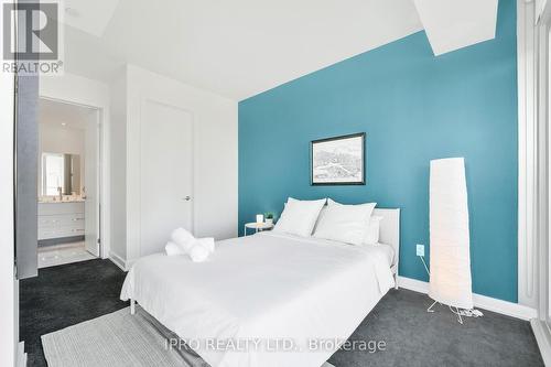 609 - 111 Champagne Avenue S, Ottawa, ON - Indoor Photo Showing Bedroom