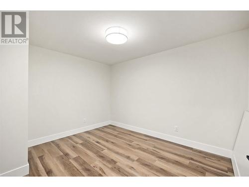 989 Loseth Drive, Kelowna, BC - Indoor Photo Showing Other Room