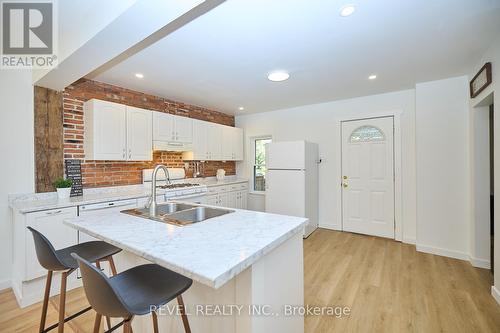 1910 Balfour Street, Pelham, ON - Indoor Photo Showing Kitchen With Double Sink