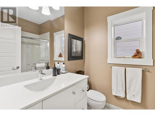 568 Stoneridge Drive, Kamloops, BC - Indoor Photo Showing Bathroom